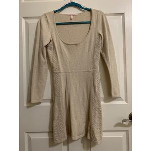 Cream scoopneck sweater dress, pointelle sides, XS